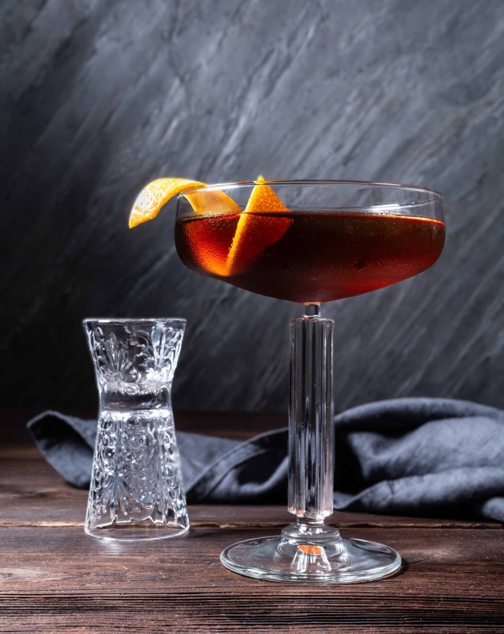 revolver-cocktail-a_tt_revolver_cocktail_feature_3-scaled